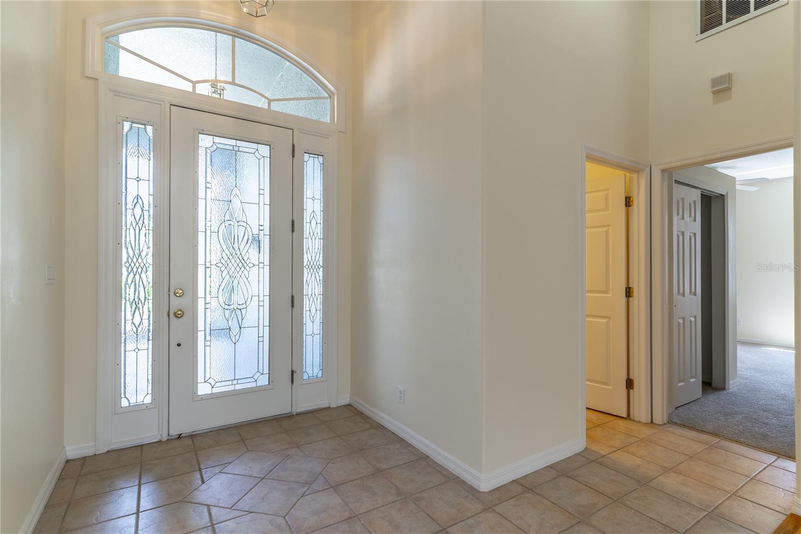 1714 GOLFVIEW DRIVE