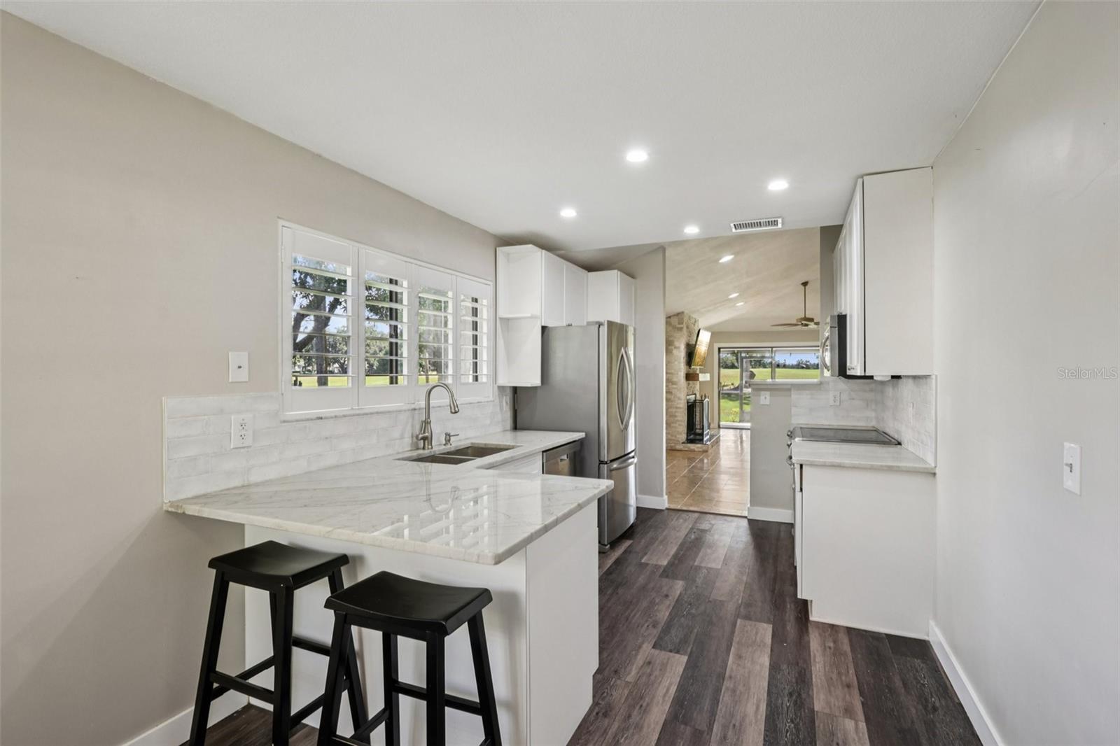 MONACO GARDENS UNIT ONE - Residential