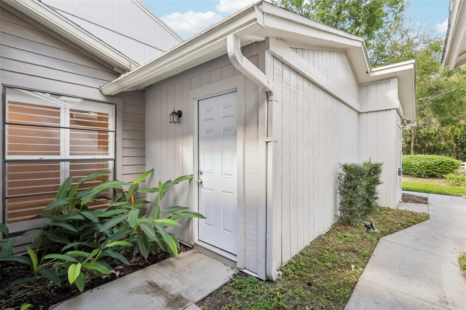 MONACO GARDENS UNIT ONE - Residential