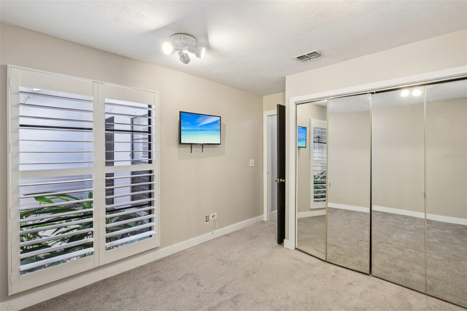 MONACO GARDENS UNIT ONE - Residential