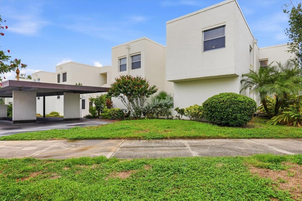 Photo of 5174 Marsh Field Lane #86, Sarasota, FL 34235 (MLS # A4708321)