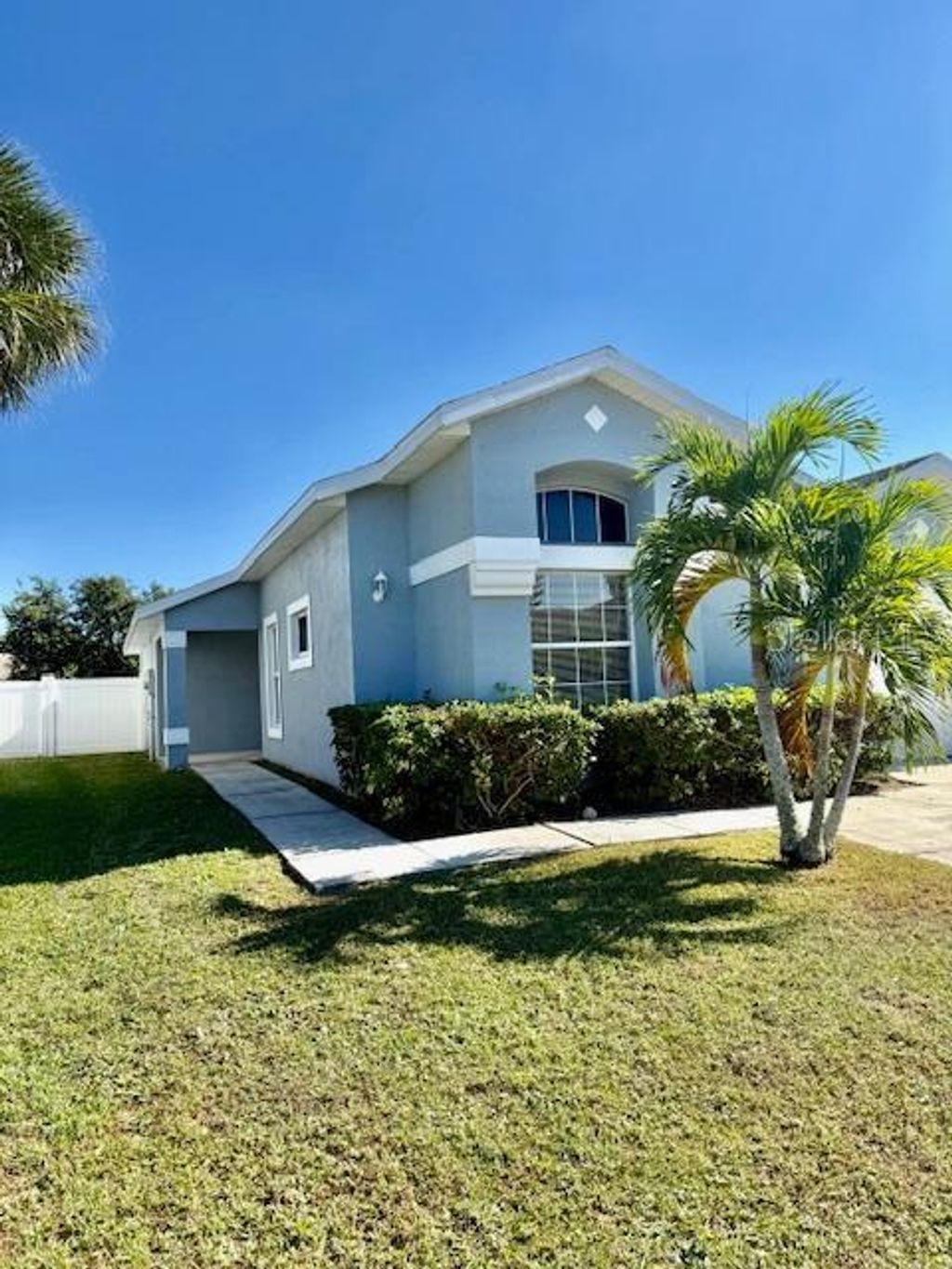 Photo of 13333 Greenpointe Drive, Orlando, FL 32824 (MLS # S5139708)