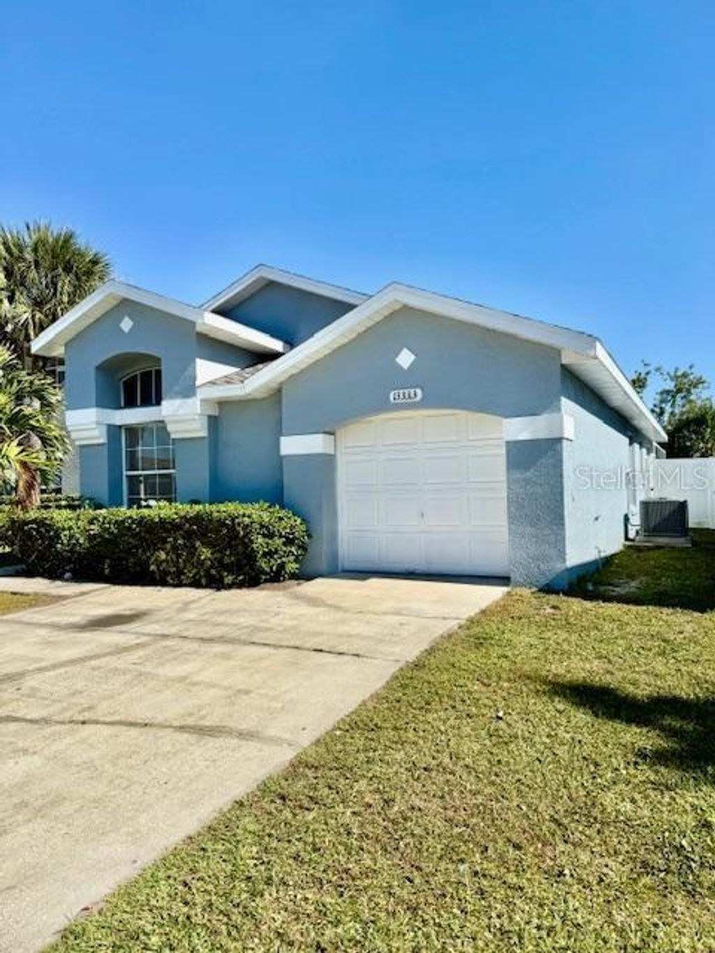 Photo of 13333 Greenpointe Drive, Orlando, FL 32824 (MLS # S5139708)