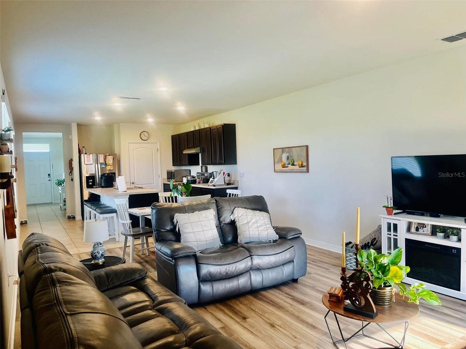 VILLAMAR PH 3 - Residential Lease