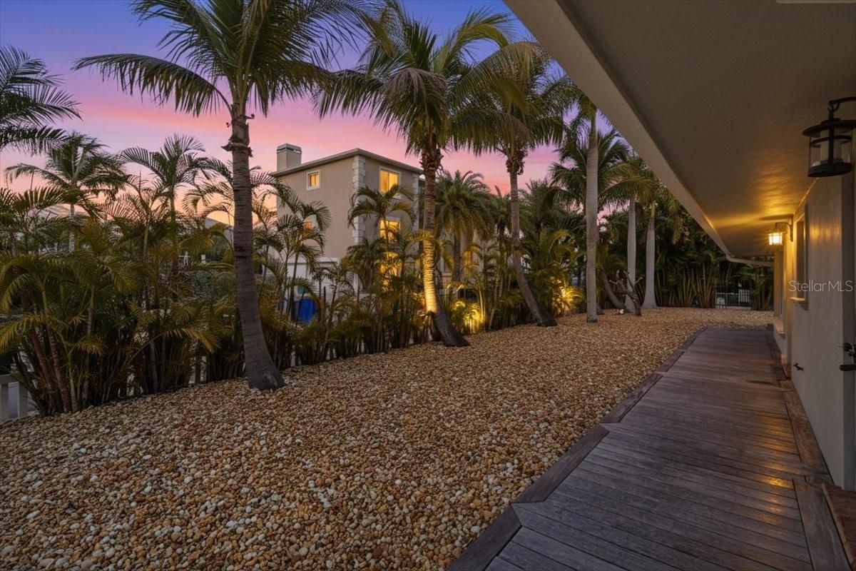 LONGBOAT KEY - Residential