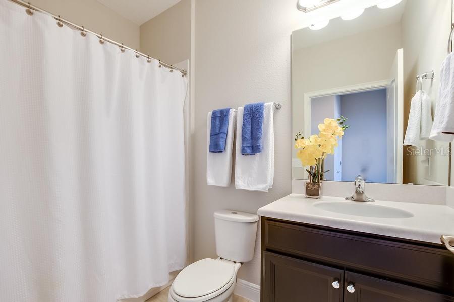 LAUREATE PARK NBRHD CENTER PH 1 - Residential Lease