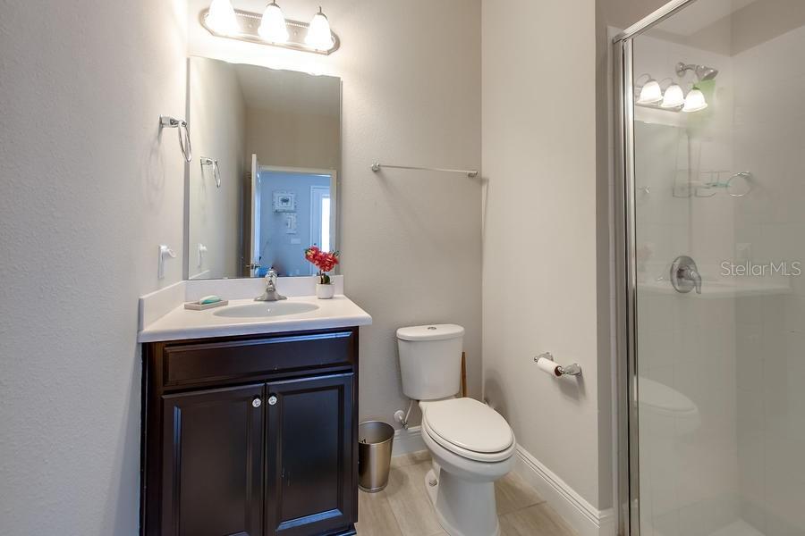 LAUREATE PARK NBRHD CENTER PH 1 - Residential Lease