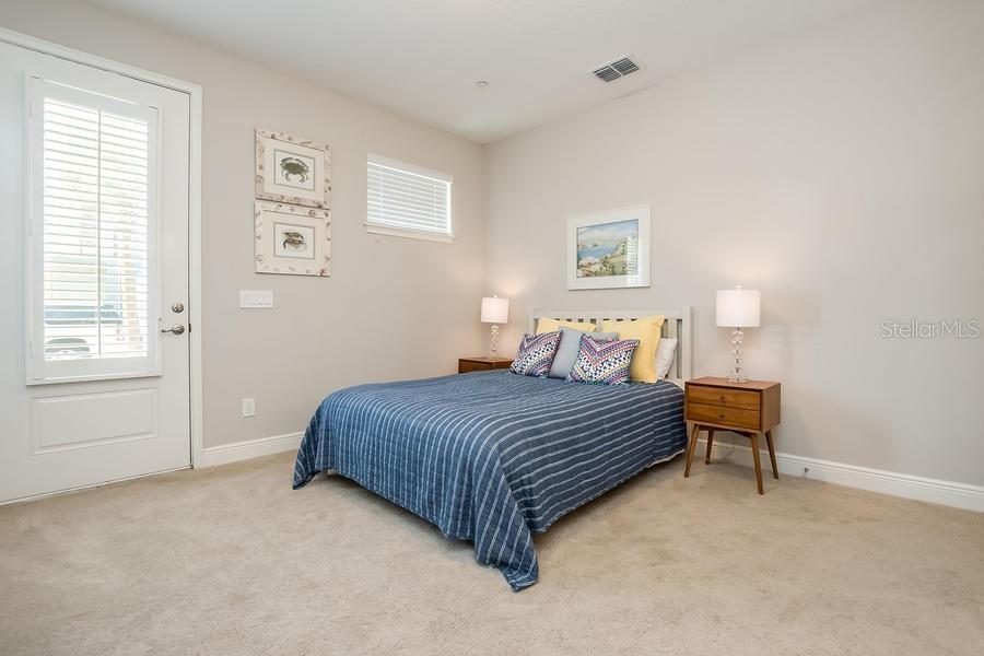 LAUREATE PARK NBRHD CENTER PH 1 - Residential Lease