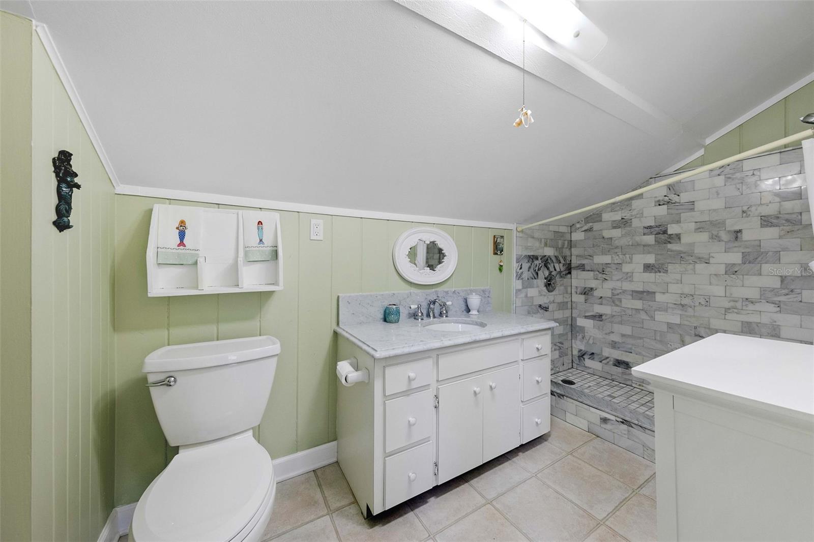 SIESTA REV OF - Residential