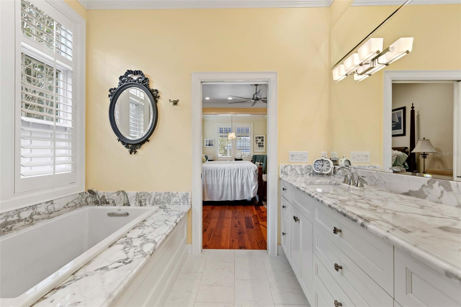 SIESTA REV OF - Residential