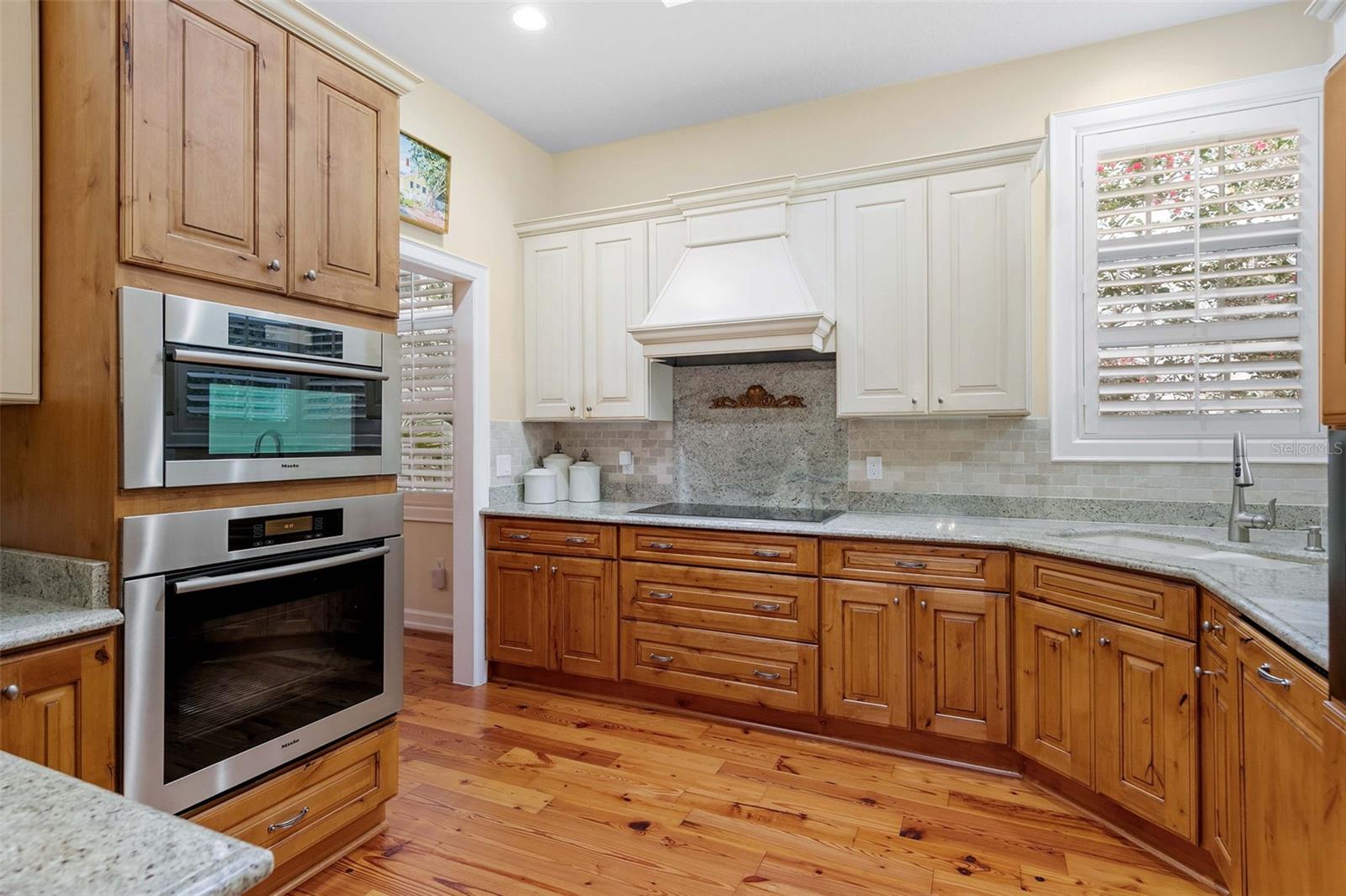 SIESTA REV OF - Residential