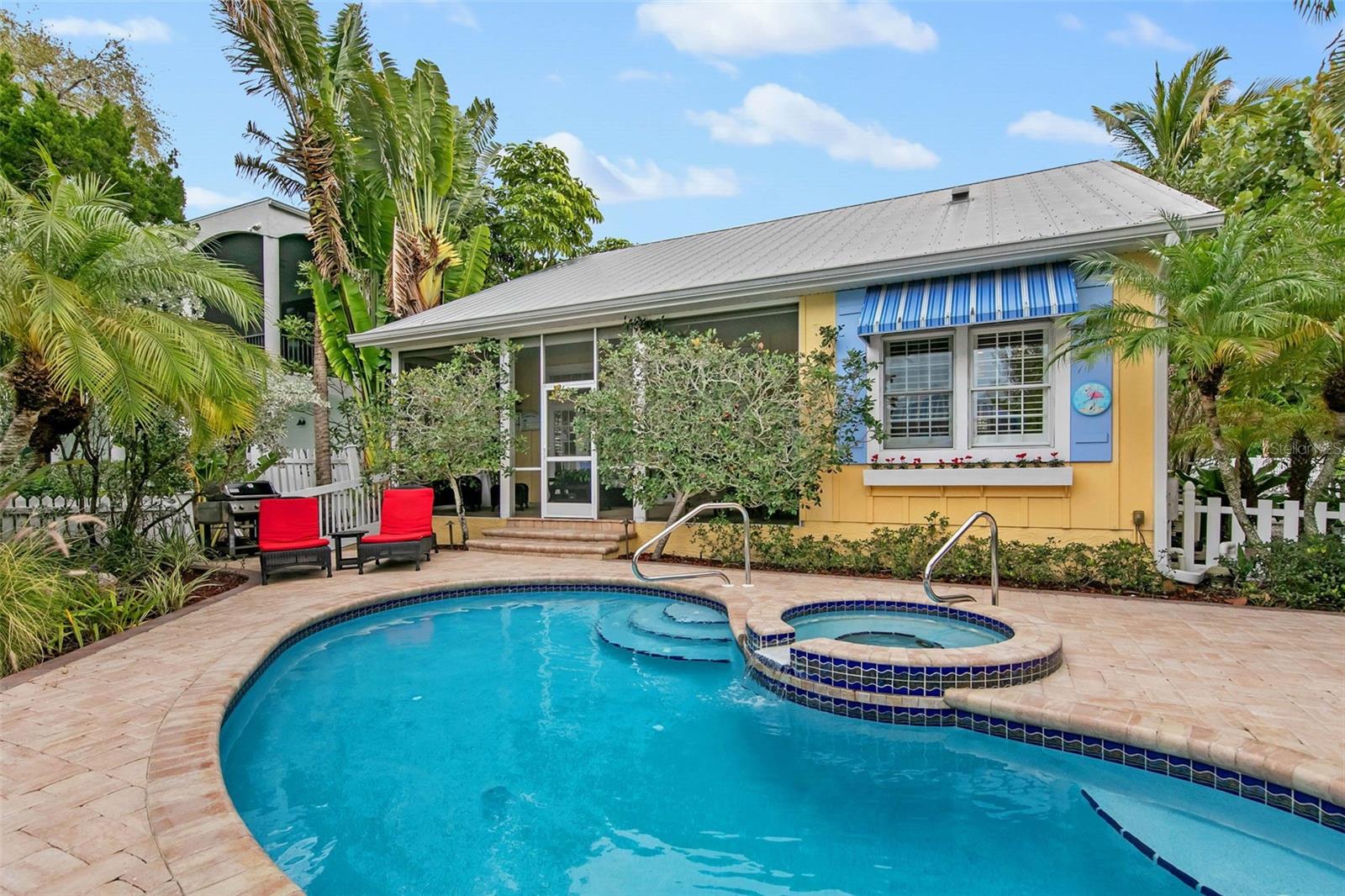 SIESTA REV OF - Residential