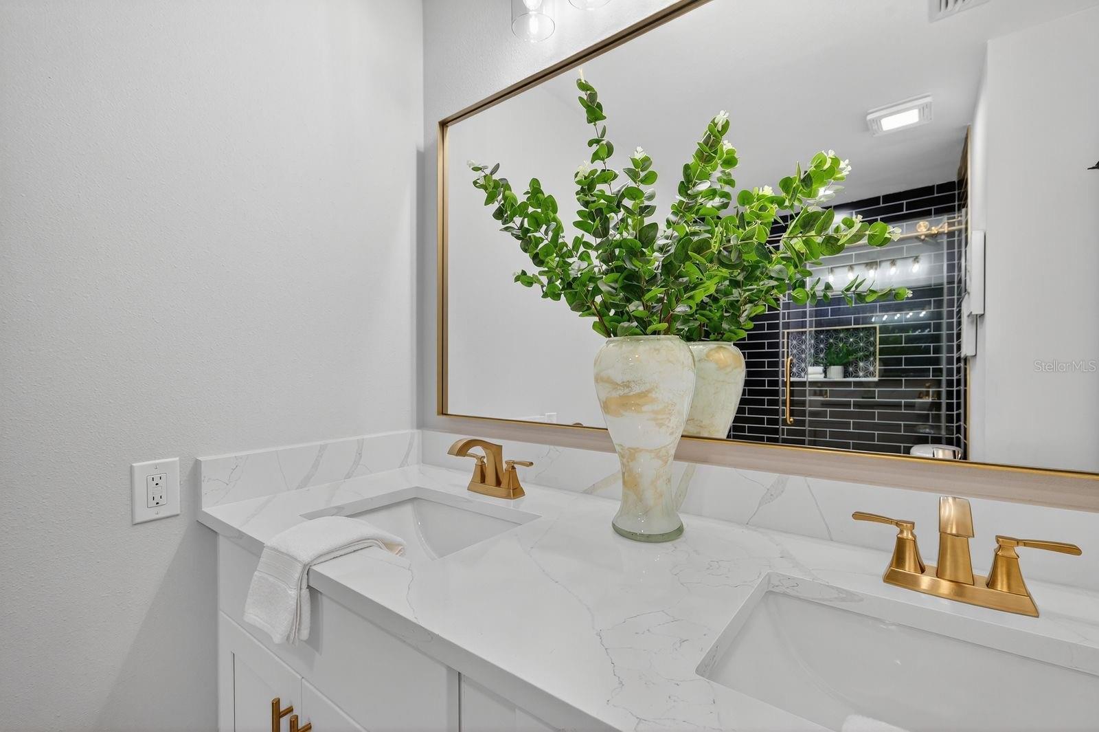 WHITFIELD COUNTRY CLUB HEIGHTS UN 5 - Residential