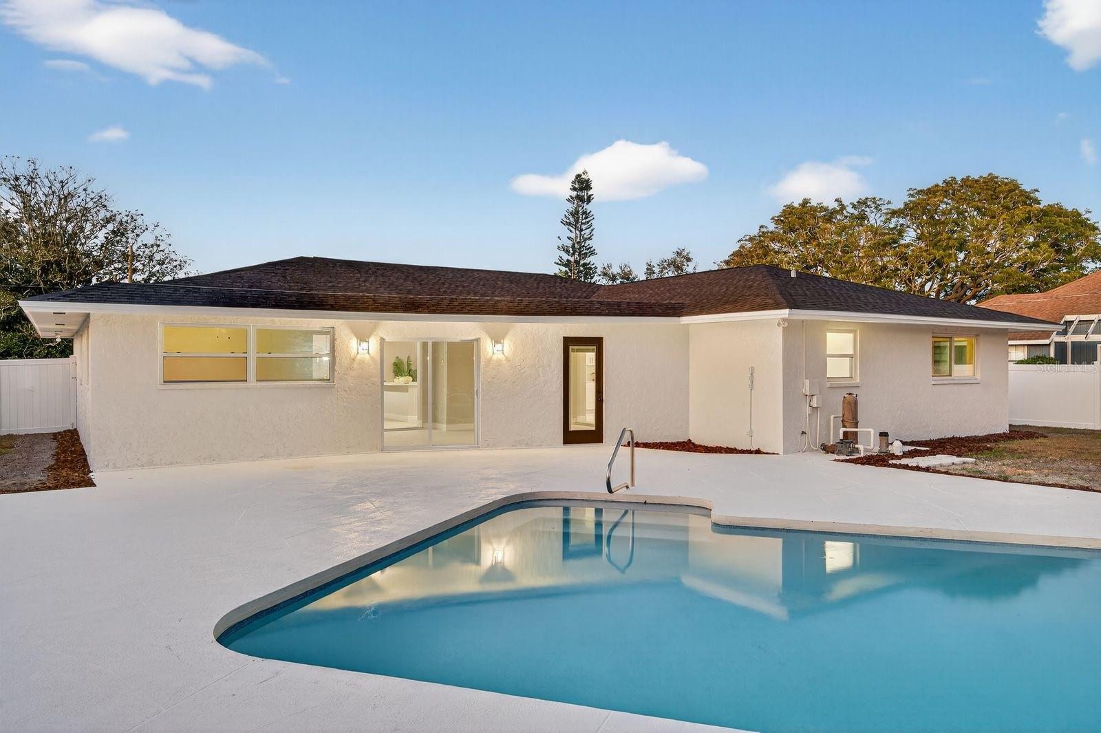 WHITFIELD COUNTRY CLUB HEIGHTS UN 5 - Residential