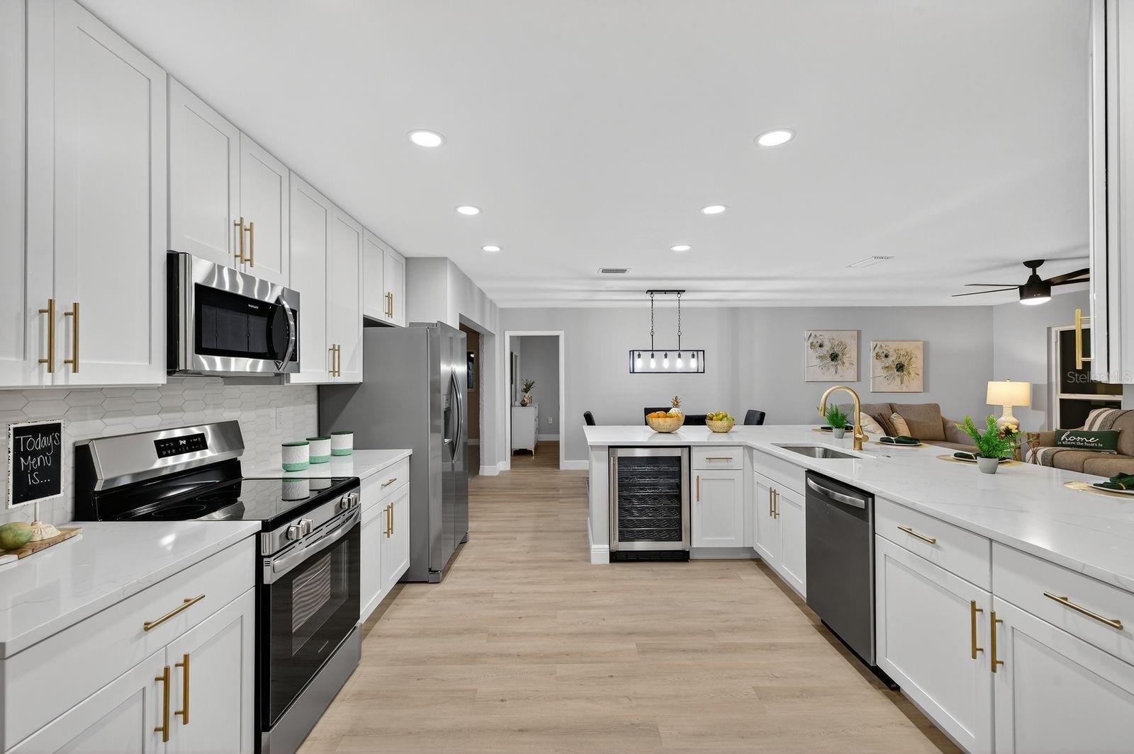 WHITFIELD COUNTRY CLUB HEIGHTS UN 5 - Residential