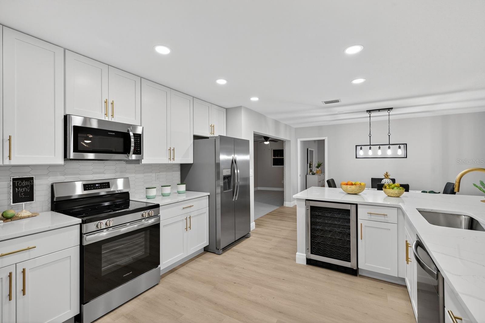 WHITFIELD COUNTRY CLUB HEIGHTS UN 5 - Residential