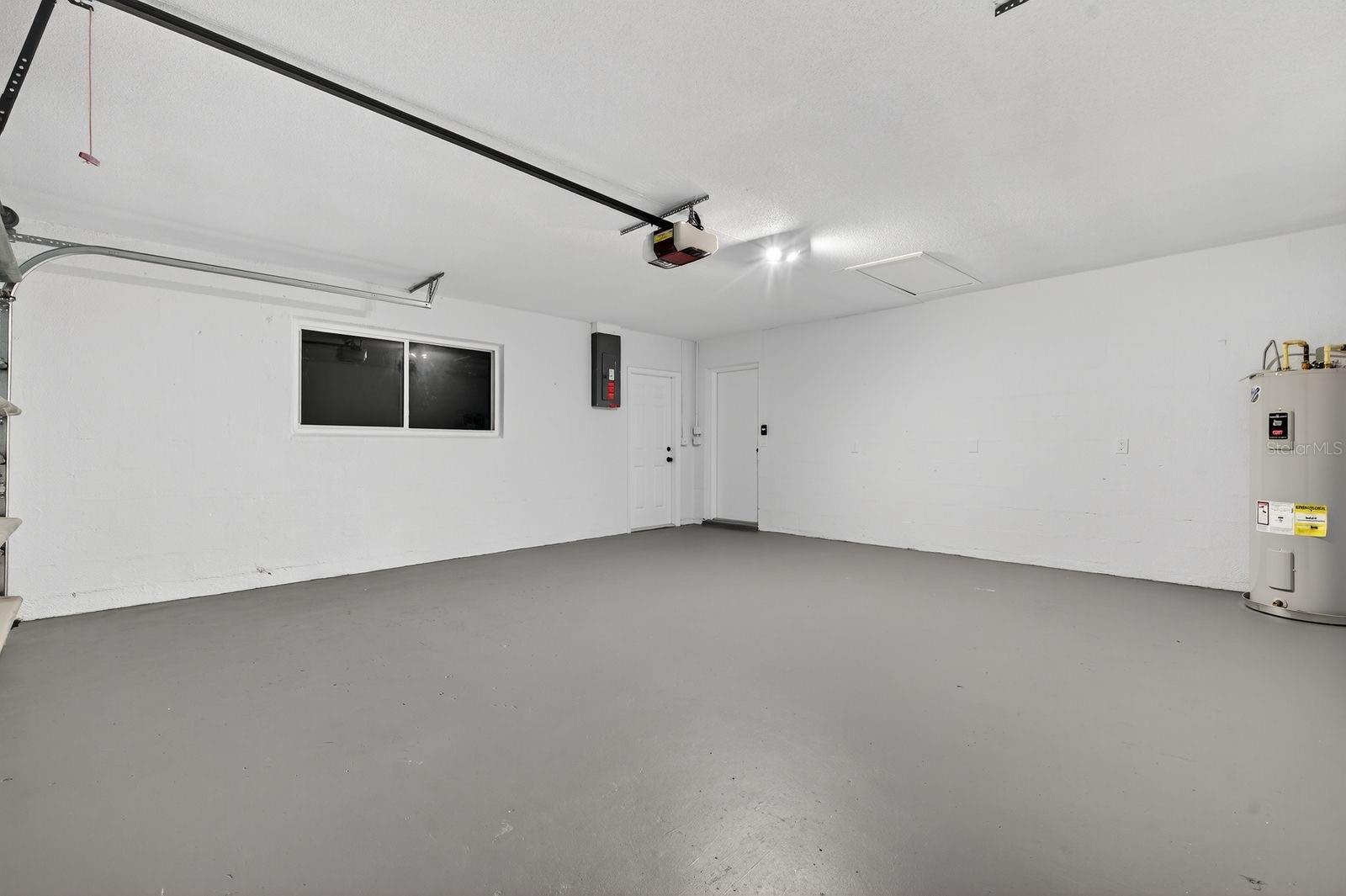 WHITFIELD COUNTRY CLUB HEIGHTS UN 5 - Residential