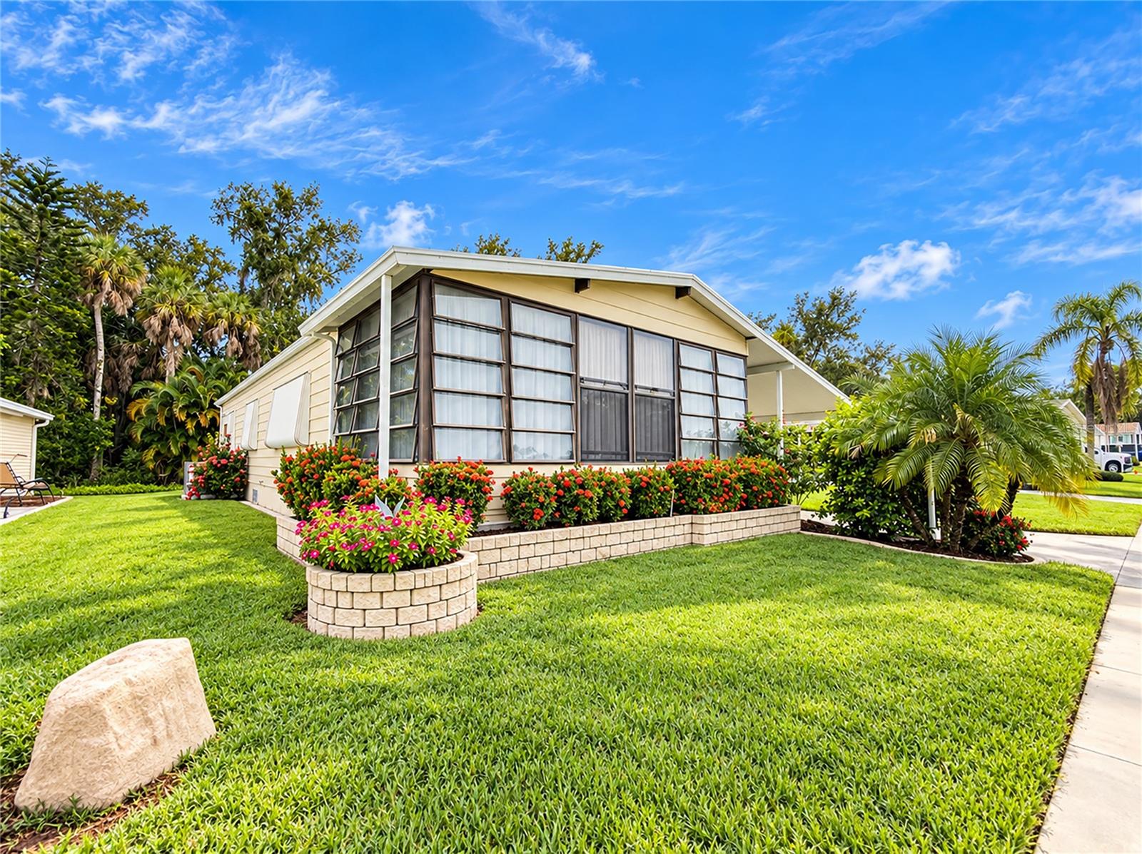 15 MEADOWLARK CIRCLE