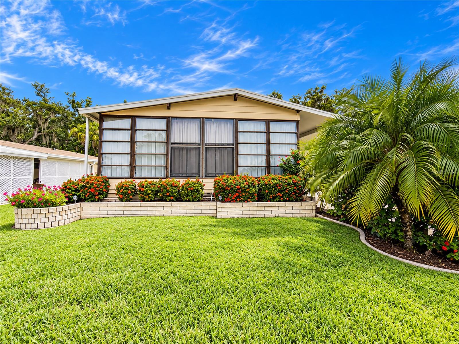 15 MEADOWLARK CIRCLE