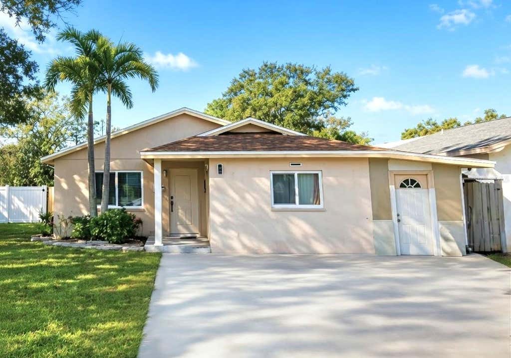Photo of 7154 63rd Street N, Pinellas Park, FL 33781 (MLS # TB8511650)