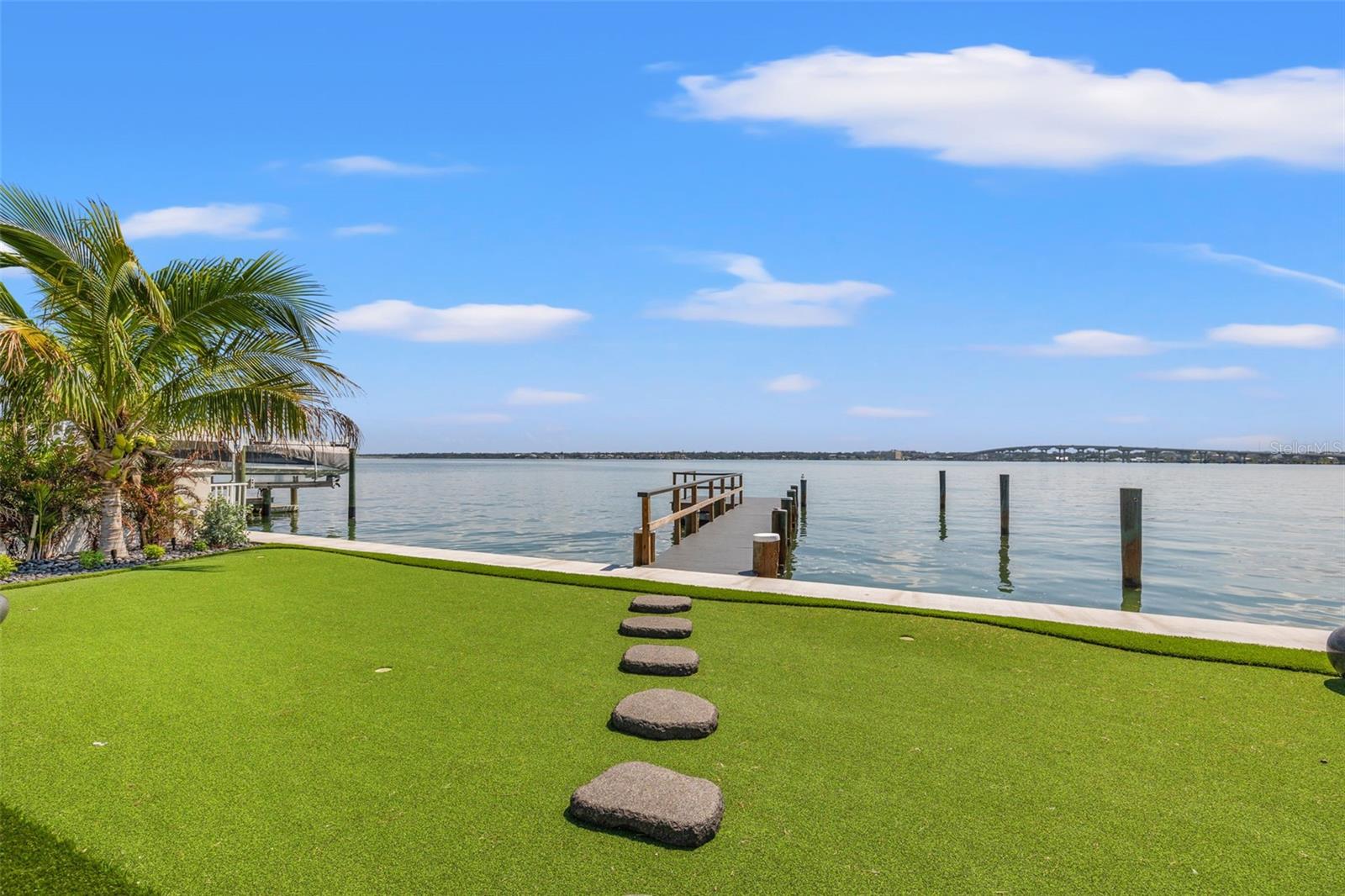BELLEAIR BEACH YACHT CLUB ESTATES - Residential