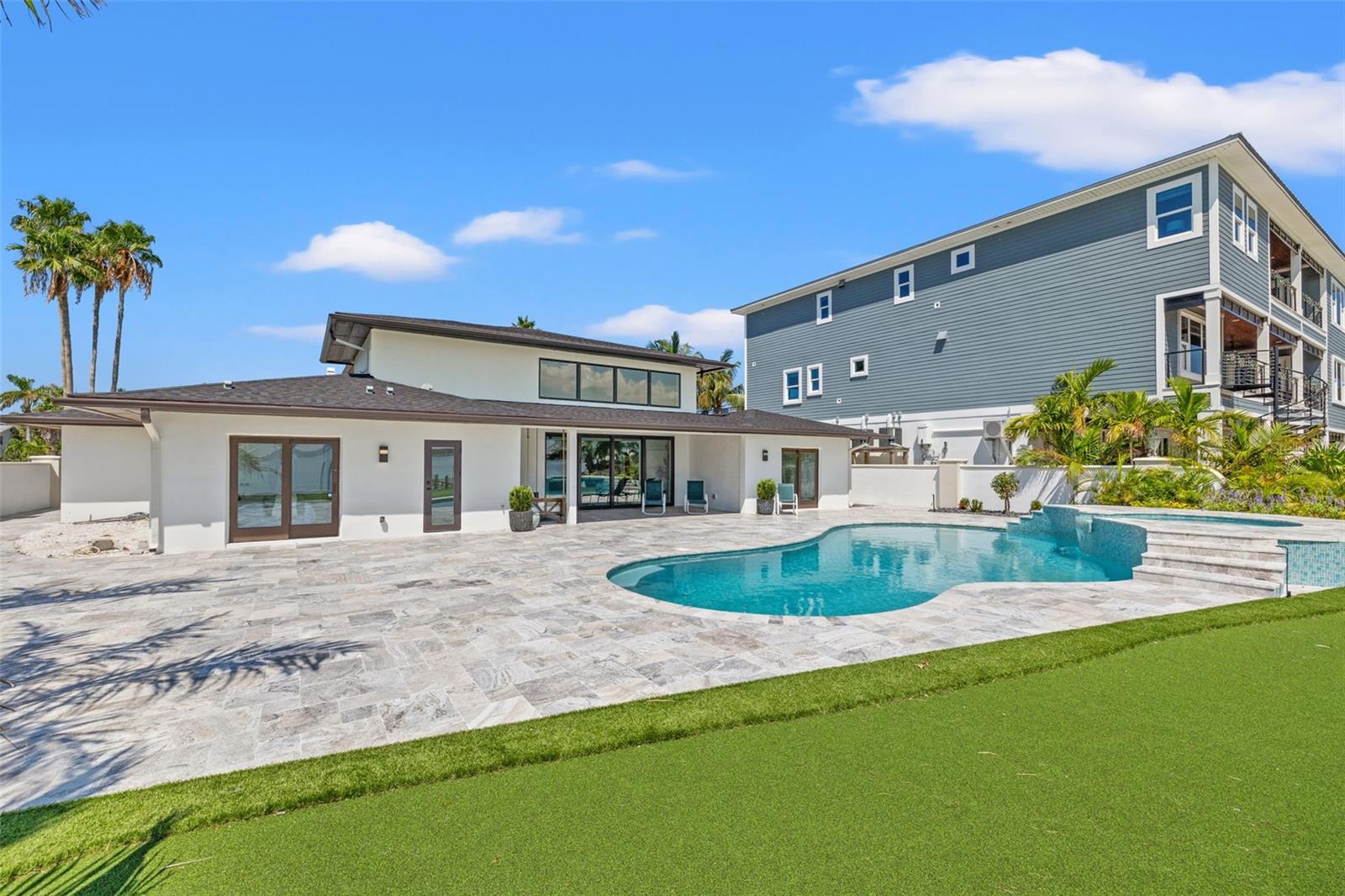 BELLEAIR BEACH YACHT CLUB ESTATES - Residential