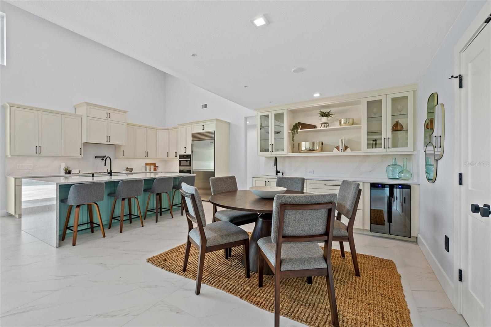 BELLEAIR BEACH YACHT CLUB ESTATES - Residential