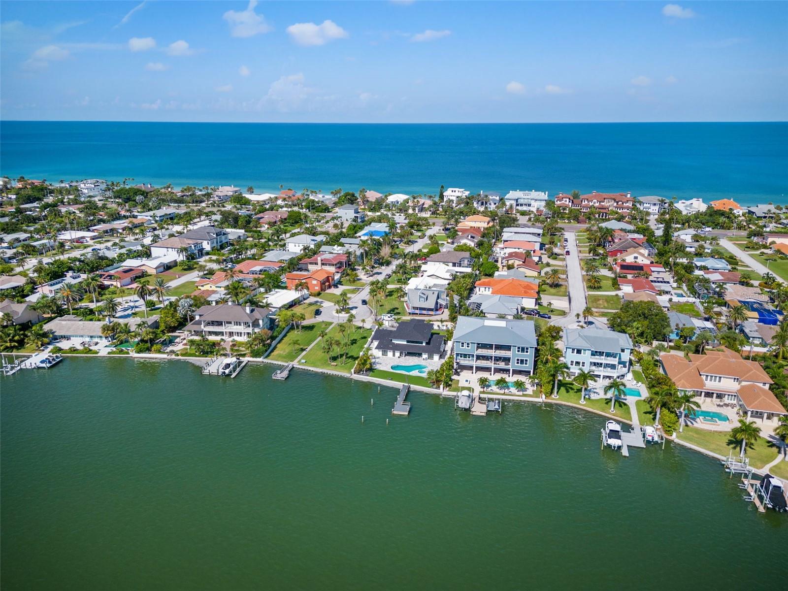BELLEAIR BEACH YACHT CLUB ESTATES - Residential