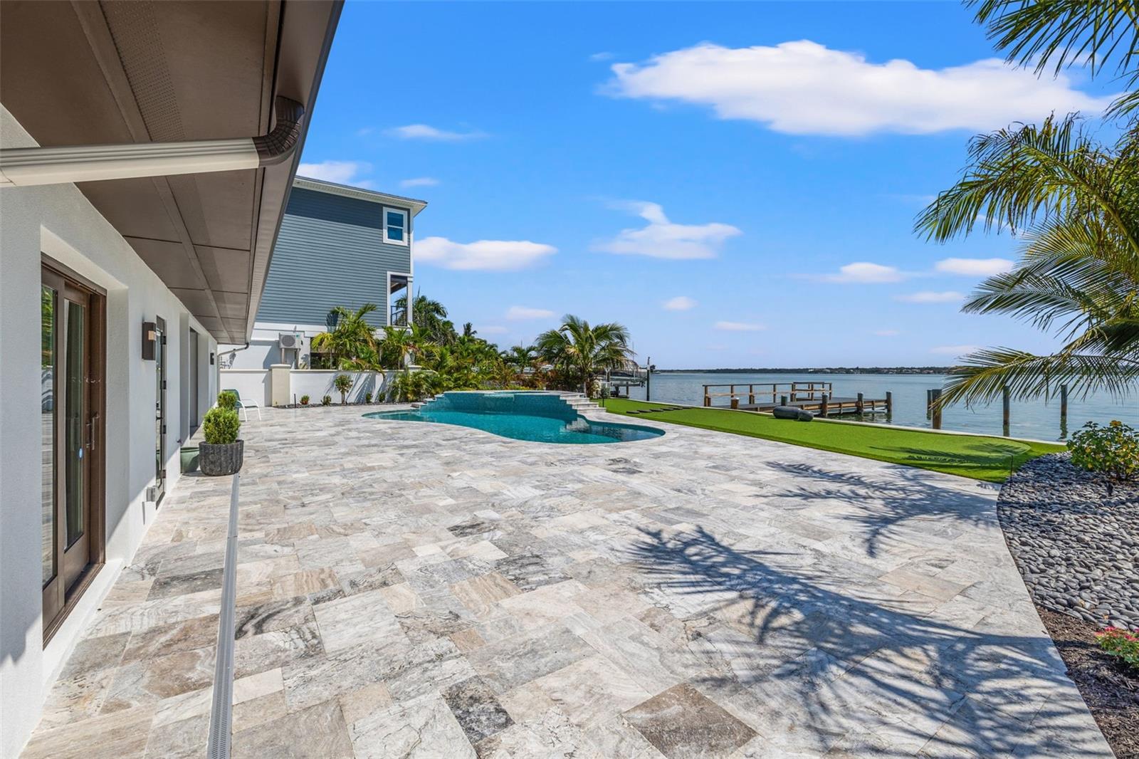 BELLEAIR BEACH YACHT CLUB ESTATES - Residential