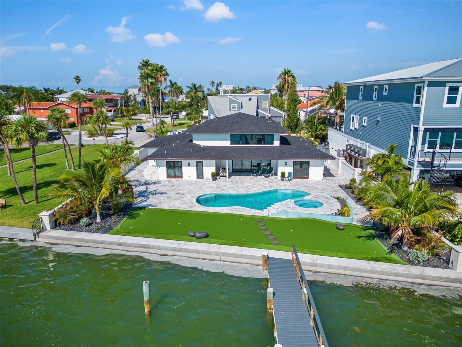 BELLEAIR BEACH YACHT CLUB ESTATES - Residential