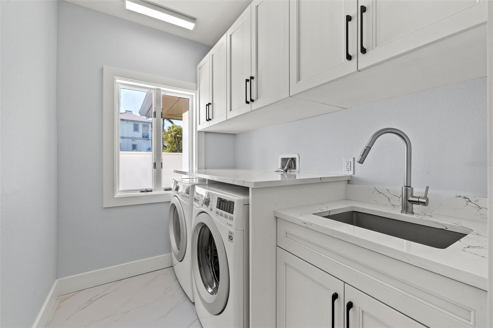 BELLEAIR BEACH YACHT CLUB ESTATES - Residential