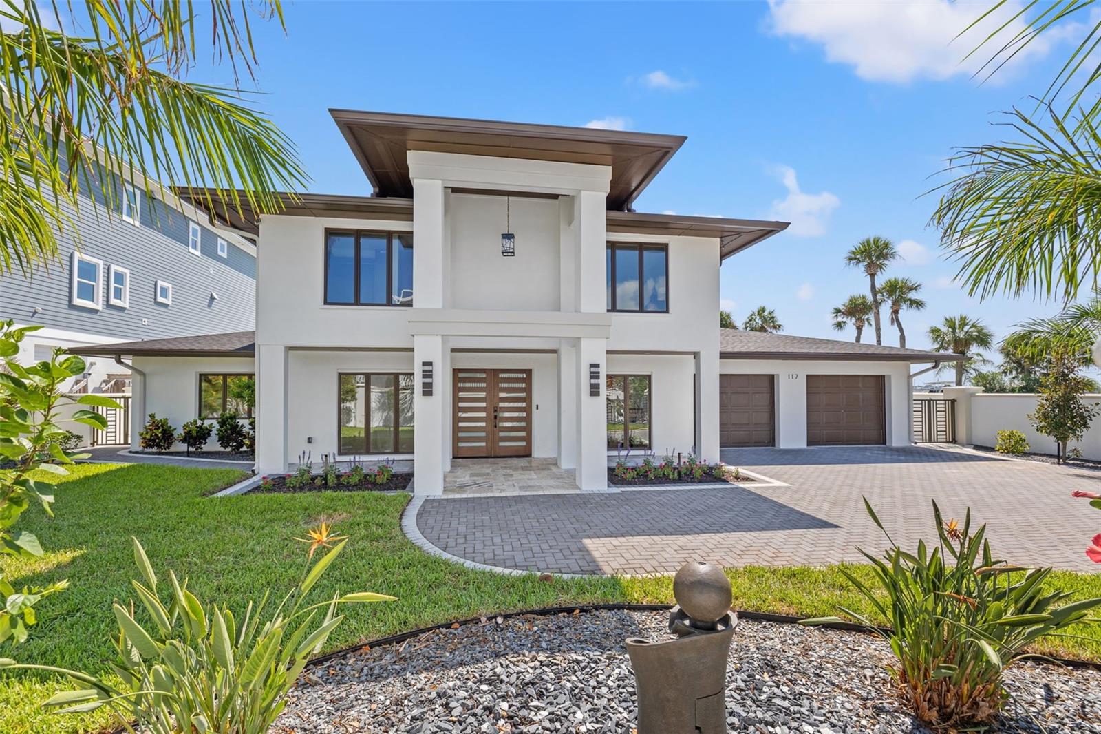 BELLEAIR BEACH YACHT CLUB ESTATES - Residential