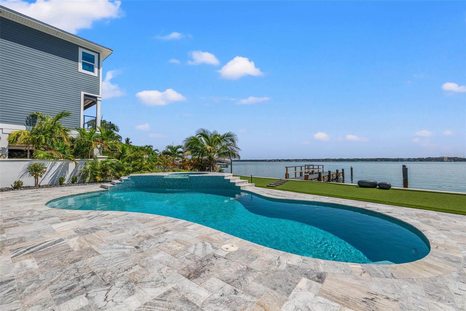 BELLEAIR BEACH YACHT CLUB ESTATES - Residential