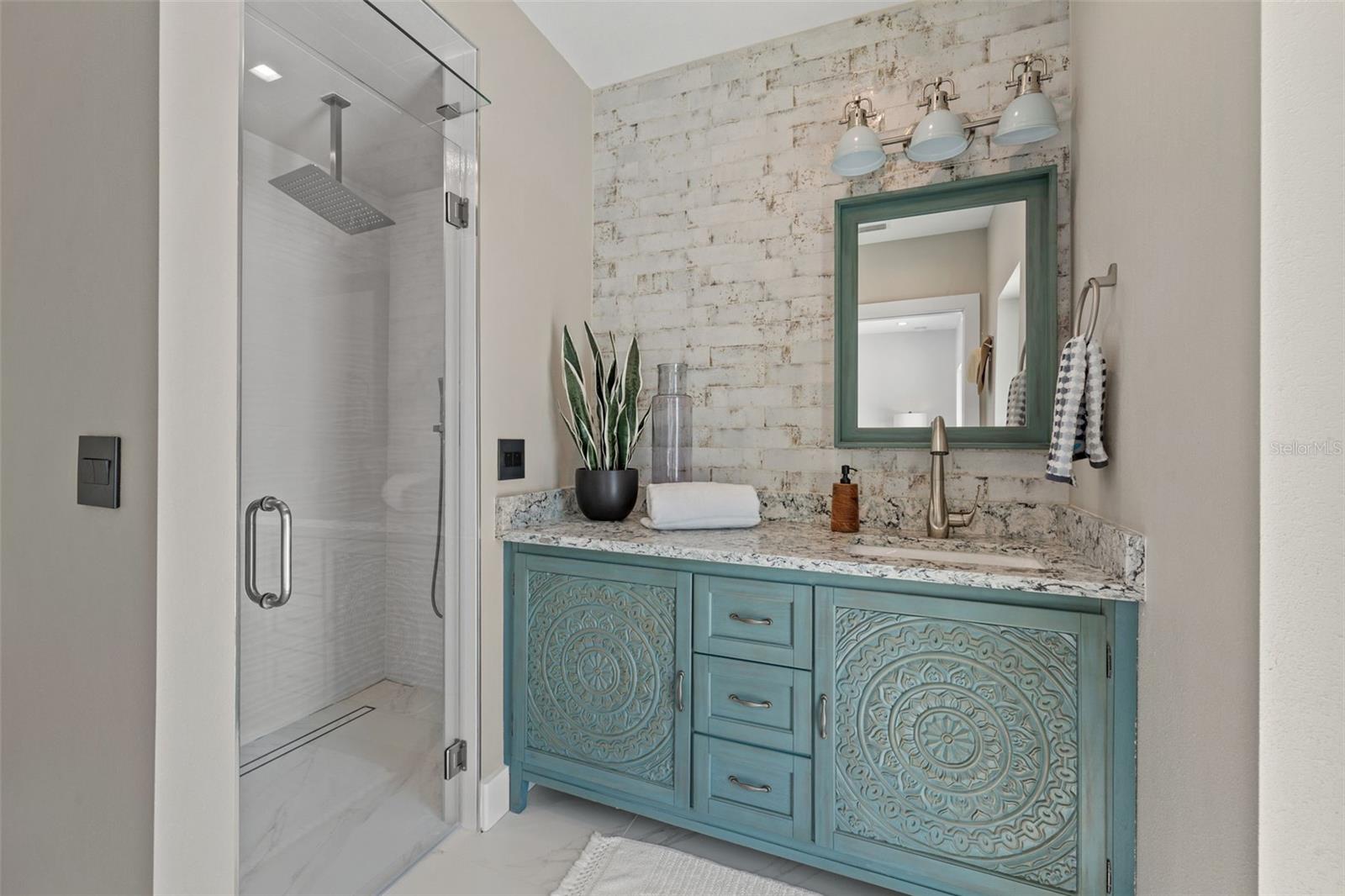 BELLEAIR BEACH YACHT CLUB ESTATES - Residential