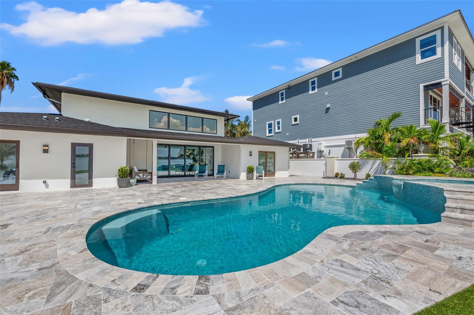 BELLEAIR BEACH YACHT CLUB ESTATES - Residential