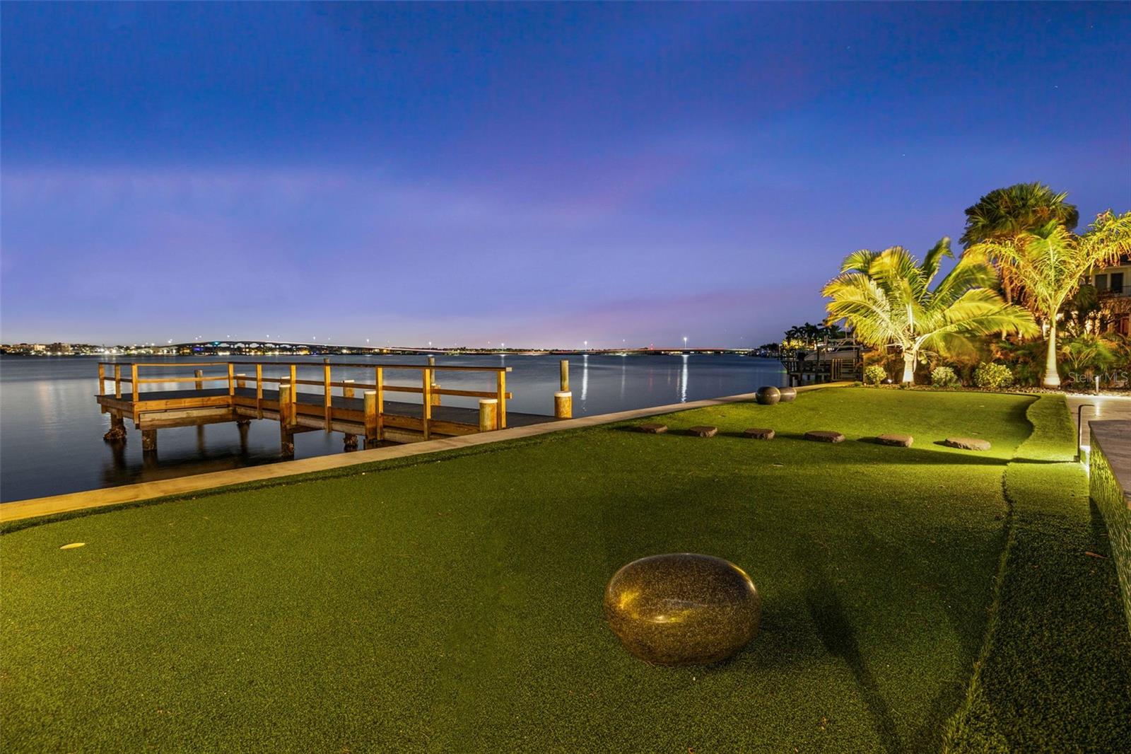 BELLEAIR BEACH YACHT CLUB ESTATES - Residential