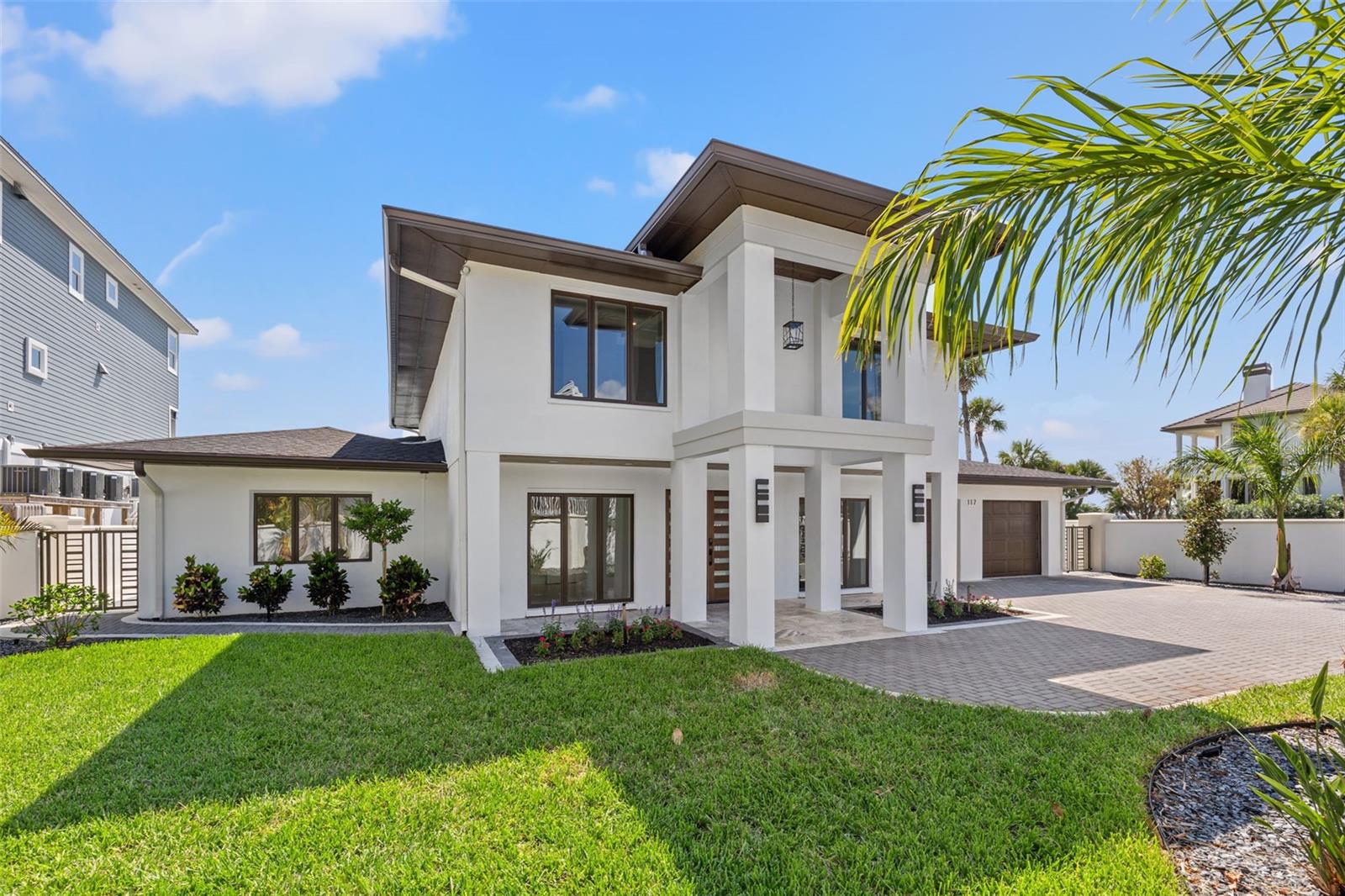 BELLEAIR BEACH YACHT CLUB ESTATES - Residential