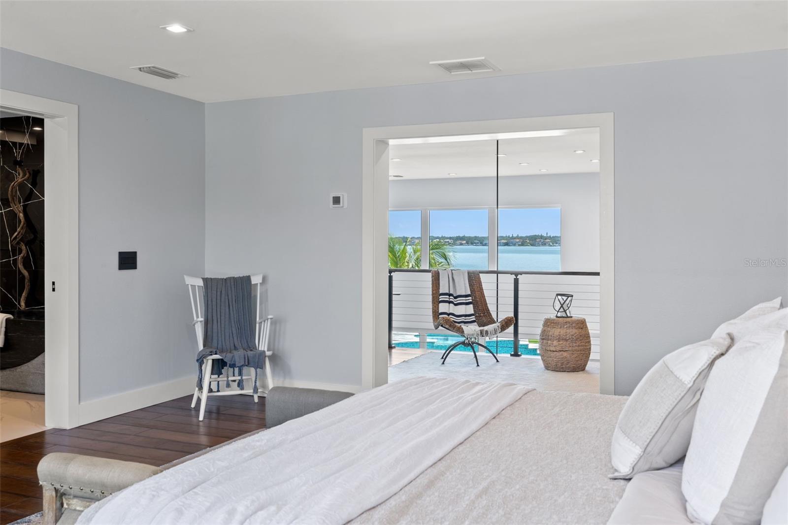 BELLEAIR BEACH YACHT CLUB ESTATES - Residential