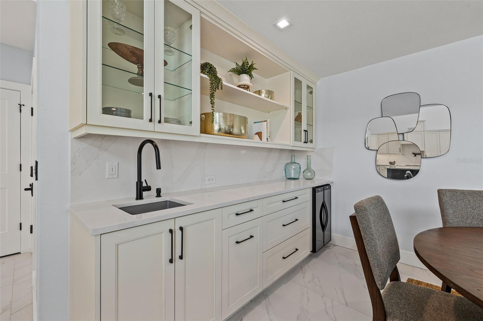 BELLEAIR BEACH YACHT CLUB ESTATES - Residential