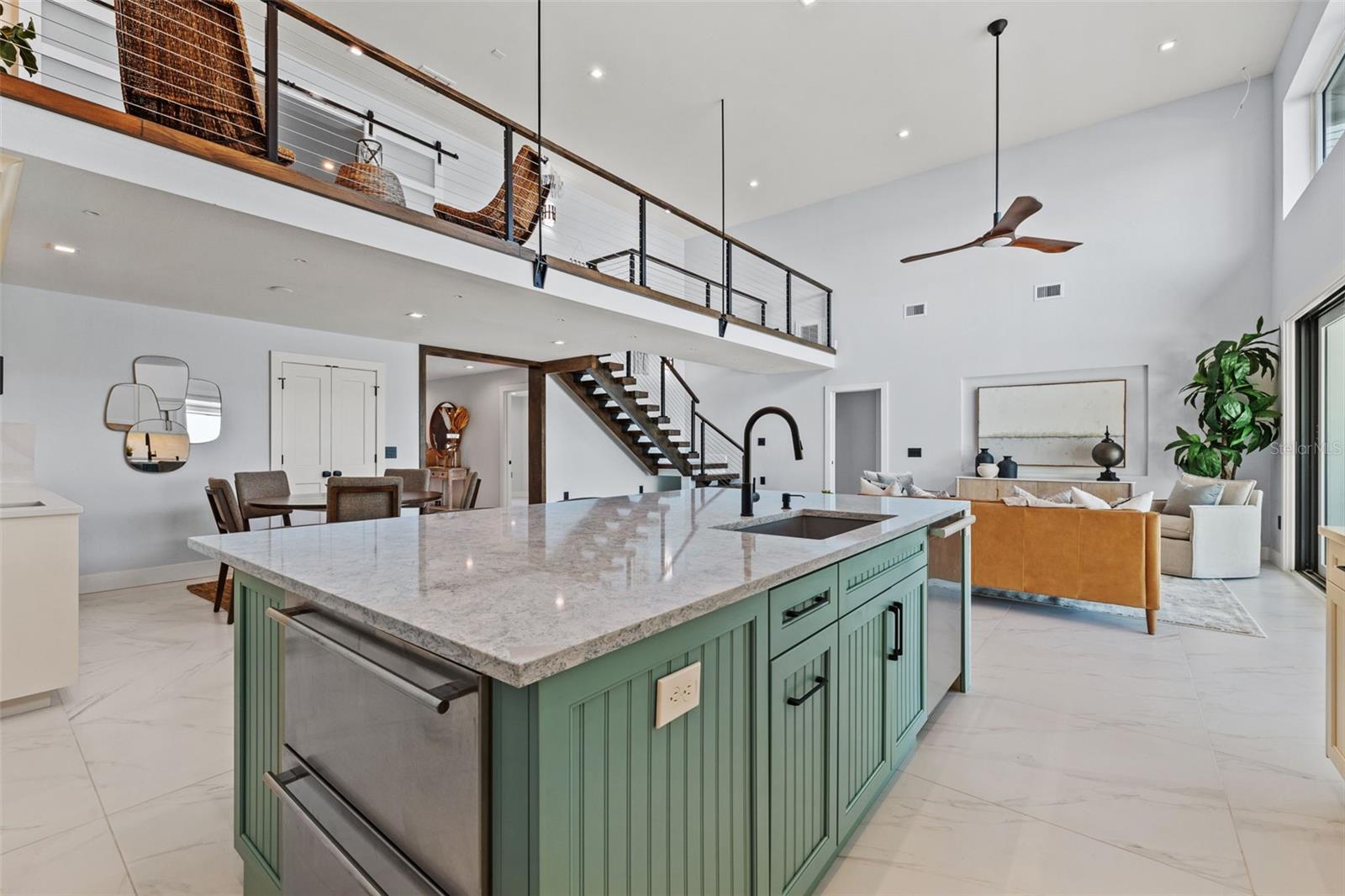 BELLEAIR BEACH YACHT CLUB ESTATES - Residential