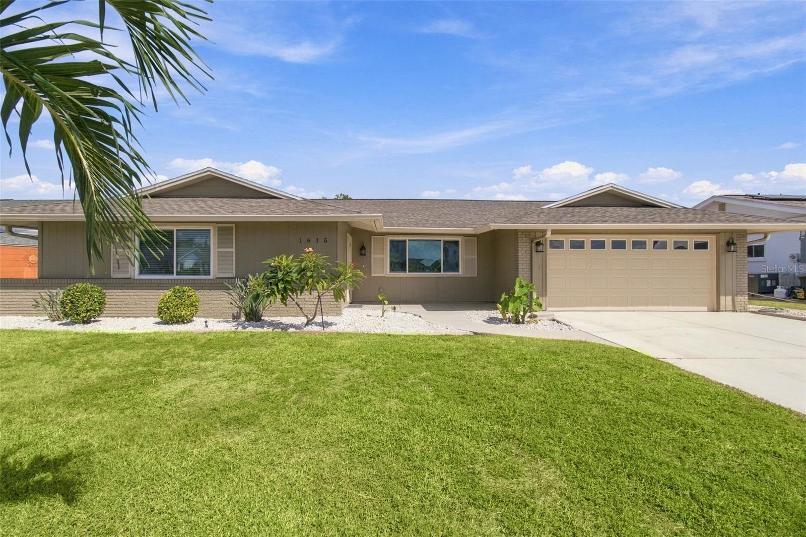 1615 BUNKER HILL DRIVE, SUN CITY CENTER, FL, 33573 1 1615 BUNKER HILL DRIVE