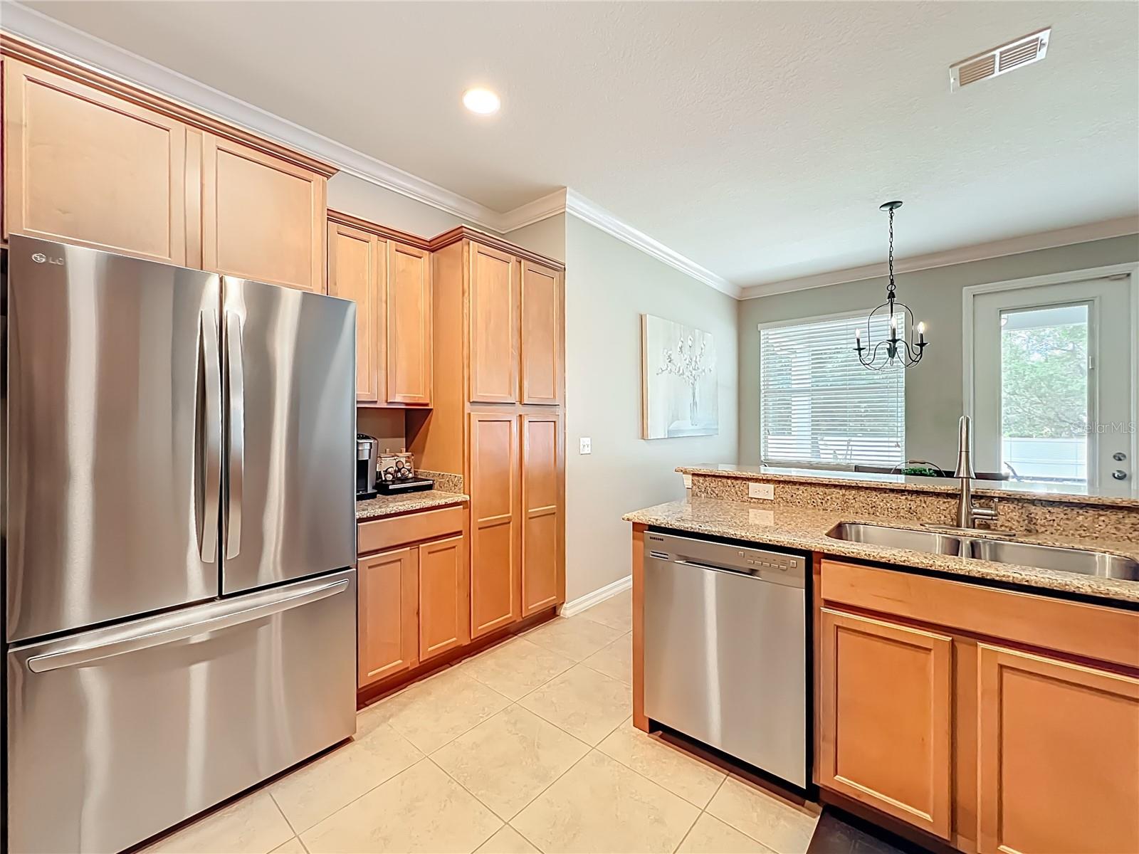 ROCK SPRINGS RIDGE PHASE VI-B - Residential