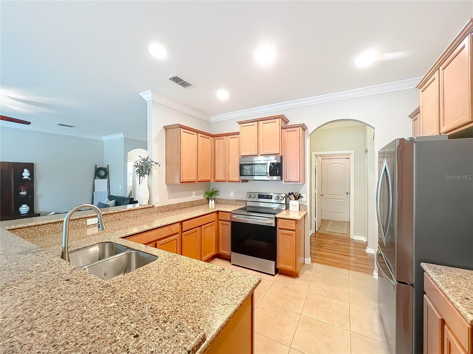 ROCK SPRINGS RIDGE PHASE VI-B - Residential