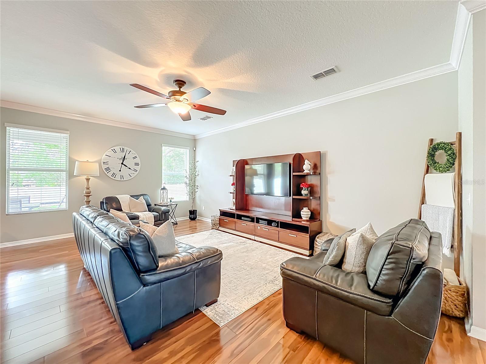 ROCK SPRINGS RIDGE PHASE VI-B - Residential