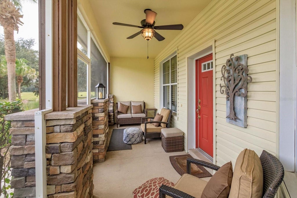 Photo of 27239 White Plains Way, Leesburg, FL 34748 (MLS # G5118636)