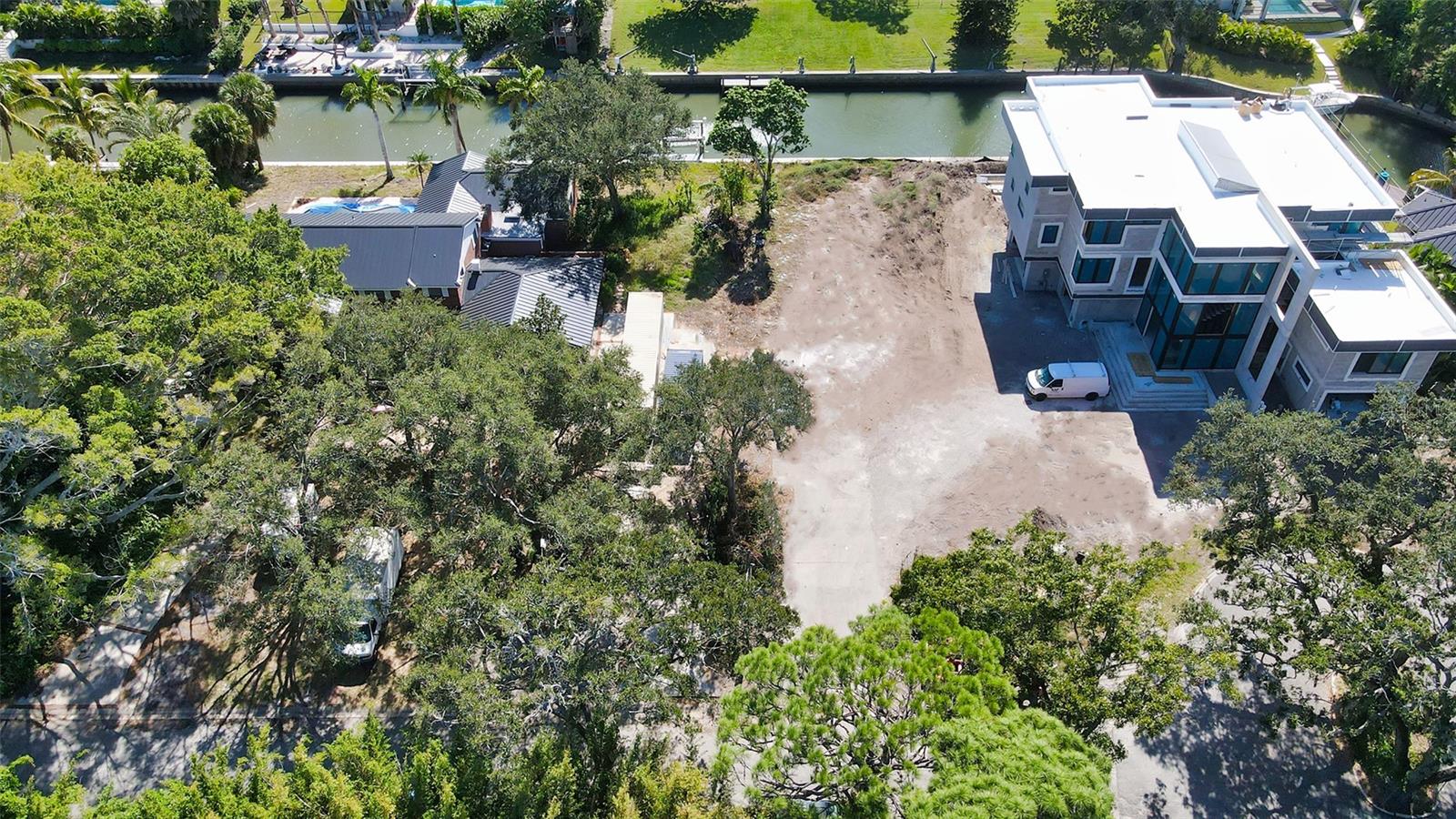 CHEROKEE LODGE - Land