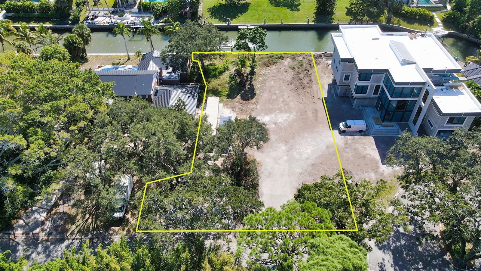 CHEROKEE LODGE - Land