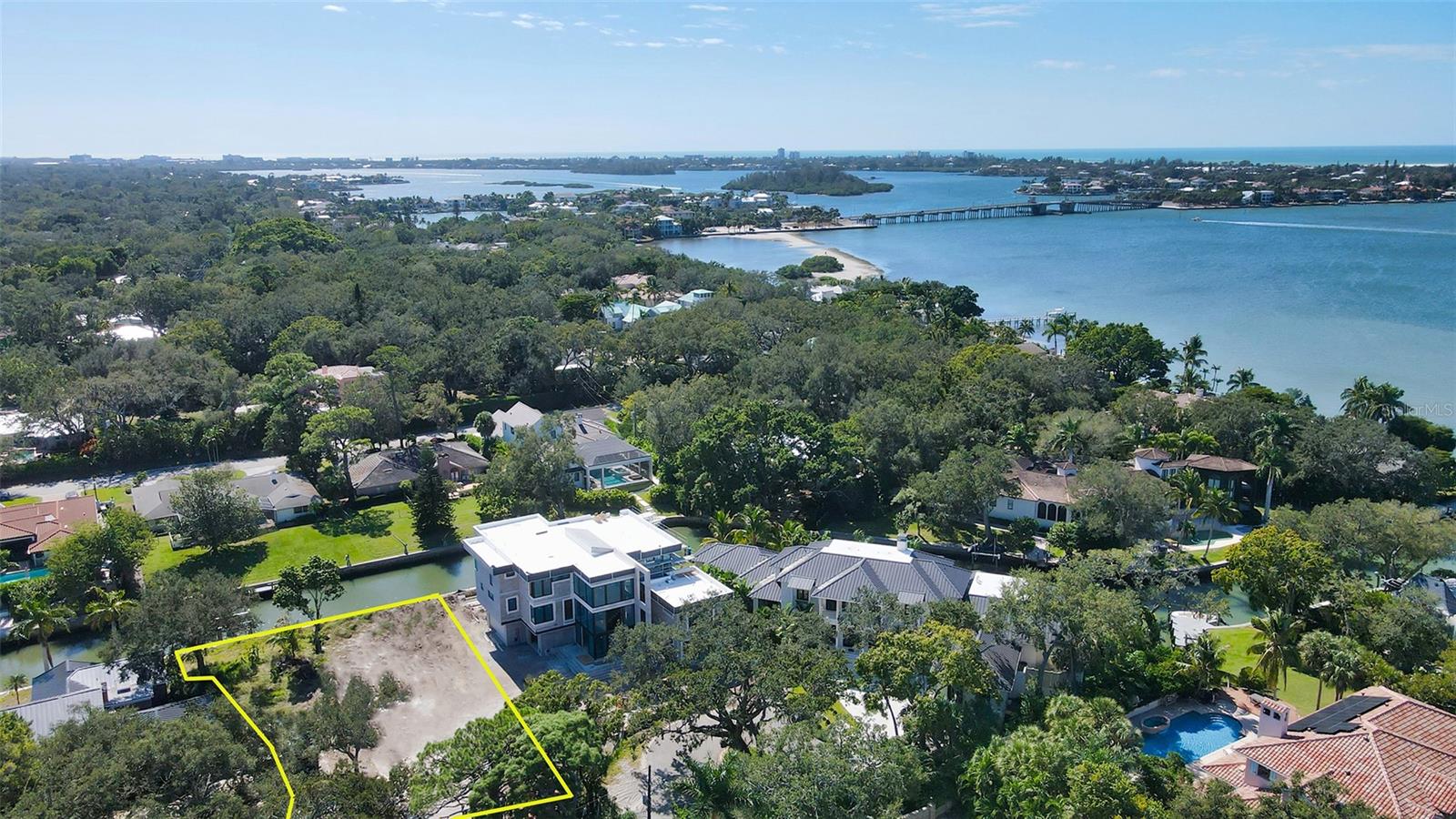 CHEROKEE LODGE - Land