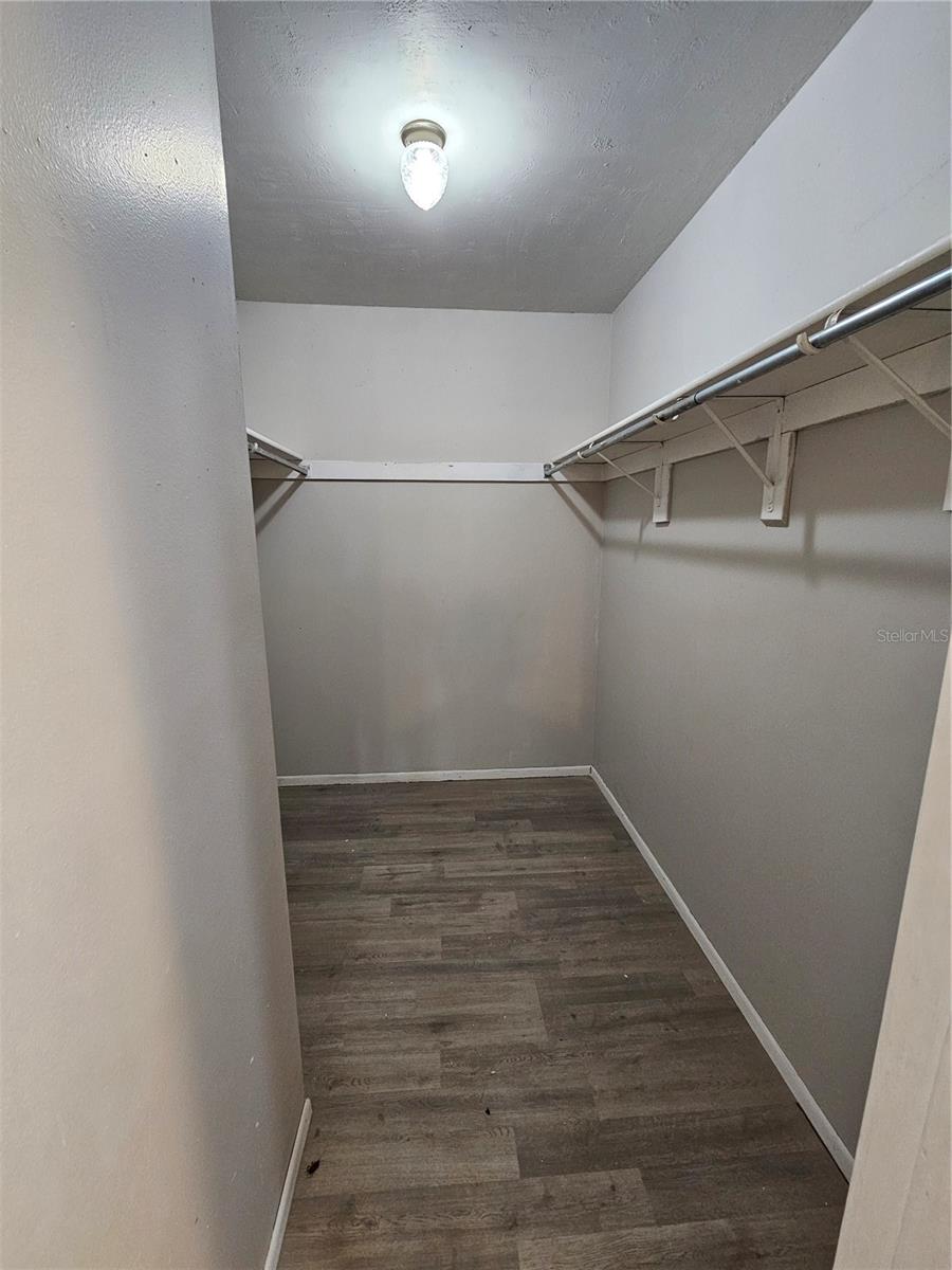 DOVER COVE - Residential Lease