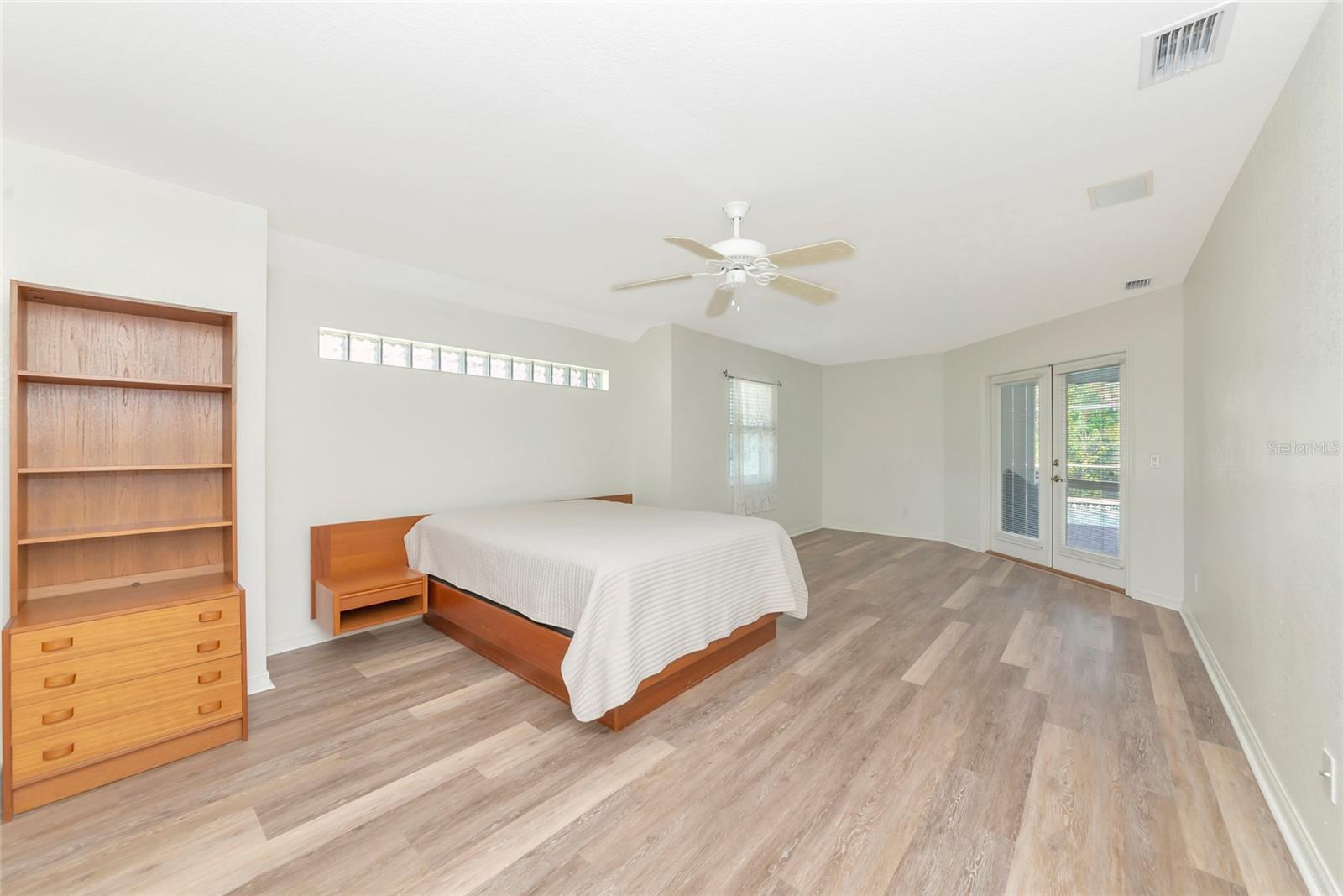 MANASOTA GARDENS - Residential